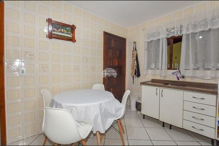 6_photo/94dce30ad9.9e8f1c97e4a047f1-ATLAS-46d07e26-b46b-4360-ae47-b4cf9b677110.jpg de casa à venda com 3 quartos, 180m² em Santa Quiteria, Curitiba