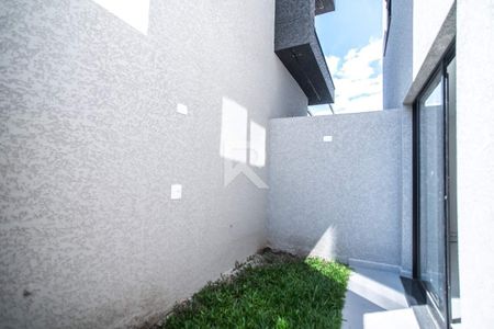 7_photo/94dce30b1b.07c15d86f6109b18-ATLAS-ceb202ee-9d8c-41fc-8795-0e2b68c561da.jpg de casa à venda com 3 quartos, 107m² em Santa Quiteria, Curitiba