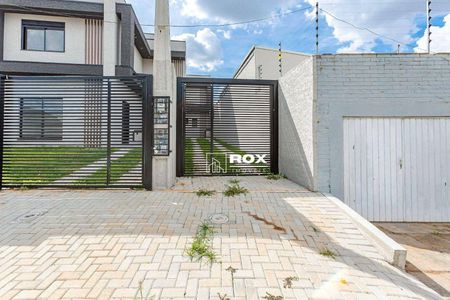 27_photo/94dce30b1b.cb2272fcfeb20142-ATLAS-dbd5cbc9-d6dd-4140-b127-0d5ab5b91f77.jpg de casa à venda com 3 quartos, 130m² em Santa Quiteria, Curitiba