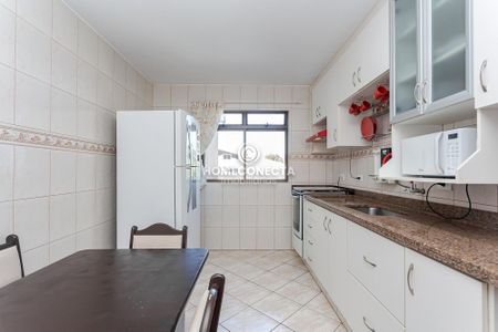 8_photo/94dce30b35.9f389e5fbe0155e0-ATLAS-2a33e873-4f4c-4f6f-ba65-7a4b87d4c576.jpg de casa à venda com 3 quartos, 220m² em Santa Quiteria, Curitiba