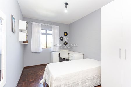 11_photo/94dce30b35.9f389e5fbe0155e0-ATLAS-42476625-eac1-449c-84cd-9d44d55dac4e.jpg de casa à venda com 3 quartos, 220m² em Santa Quiteria, Curitiba