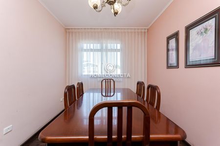 11_photo/94dce30b35.9f389e5fbe0155e0-ATLAS-755fcfa8-a3a9-4ad5-87cf-b959ce606480.jpg de casa à venda com 3 quartos, 220m² em Santa Quiteria, Curitiba