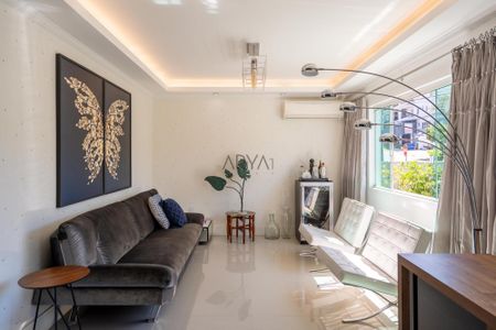 9_photo/94dce30b4b.3f8a424b798531c6-ATLAS-3cded5e6-bef8-4cce-92c7-4320188e5fa5.jpg de casa à venda com 4 quartos, 290m² em Santa Quiteria, Curitiba