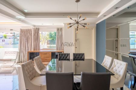 8_photo/94dce30b4b.3f8a424b798531c6-ATLAS-5cd2cd82-ccc4-4fb4-8ca3-7ba0ff1aa58b.jpg de casa à venda com 4 quartos, 290m² em Santa Quiteria, Curitiba