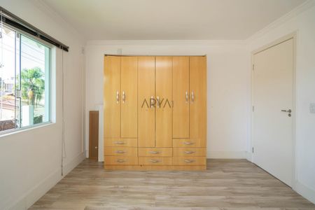 8_photo/94dce30b4b.3f8a424b798531c6-ATLAS-87cbd4f5-e44e-401e-8a27-e8b227653768.jpg de casa à venda com 4 quartos, 290m² em Santa Quiteria, Curitiba