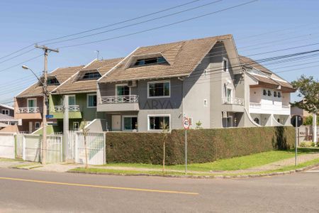 5_photo/94dce30b4b.3f8a424b798531c6-ATLAS-9d82e692-aa14-4dfc-b9a7-d19bebb4d1d7.jpg de casa à venda com 4 quartos, 290m² em Santa Quiteria, Curitiba