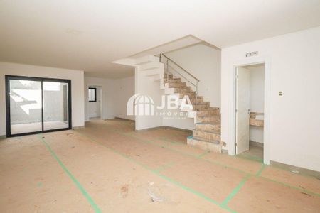 6_photo/94dce30b71.1da1a71dfbb370c4-ATLAS-6bfbdbdf-c48c-4f8a-8a1e-b9ac8e681a2d.jpg de casa à venda com 0 quarto, 171m² em Santa Quiteria, Curitiba