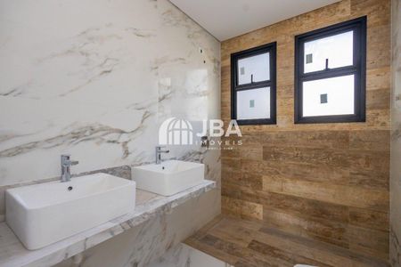 6_photo/94dce30b71.1da1a71dfbb370c4-ATLAS-8d46d083-7cc9-4429-afec-441ec96ea4dc.jpg de casa à venda com 0 quarto, 171m² em Santa Quiteria, Curitiba