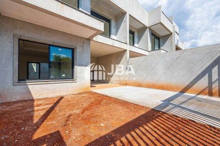 31_photo/94dce30b71.1da1a71dfbb370c4-ATLAS-b2190662-a803-456c-8fa9-e20989c9415b.jpg de casa à venda com 0 quarto, 171m² em Santa Quiteria, Curitiba