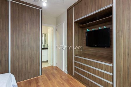 30_photo/94dce30be3.ebc03a9c4faefc42-ATLAS-ab3112b6-ddb0-4d0c-943b-37ed1f0de2df.jpg de apartamento à venda com 3 quartos, 181m² em Santa Quiteria, Curitiba