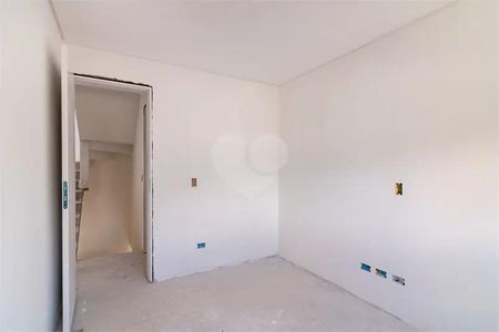 6_photo/94dce30c17.6d440bdeb8f21ac2-ATLAS-708b9bac-e594-4a98-8c0b-d2a607372000.jpg de casa à venda com 3 quartos, 132m² em Santa Quiteria, Curitiba