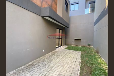 8_photo/94dce30c3d.228a7e12ca4b5934-ATLAS-c3c0e238-2dd9-49d7-8e63-f2ab684916bf.jpg de casa à venda com 3 quartos, 130m² em Portão, Curitiba
