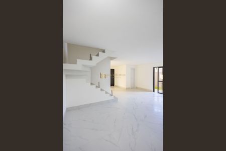 4_photo/94dce30c3d.228a7e12ca4b5934-ATLAS-e5e6b125-3ce9-46f1-b117-022f36268acf.jpg de casa à venda com 3 quartos, 130m² em Portão, Curitiba