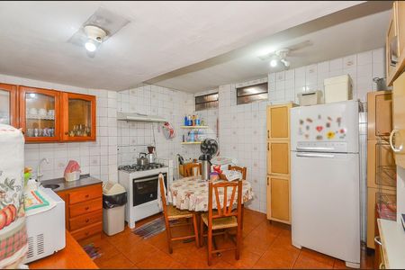 8_photo/94dce30c55.fb2e7a60a8bfd920-ATLAS-381435df-717b-46c5-b8d7-3b1717f0c2eb.jpg de casa à venda com 4 quartos, 120m² em Portão, Curitiba