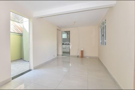 3_photo/94dce30ce5.928b9ff560ecce15-ATLAS-2f9bfeed-dd3c-4ffb-bb05-b531867c85a1.jpg de casa à venda com 3 quartos, 75m² em Portão, Curitiba