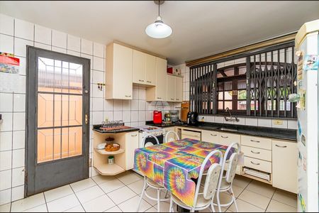 27_photo/94dce30dcb.9612c2c0390caf5f-ATLAS-c2e8a2e9-dd17-44bf-9436-d7035e4ca3c7.jpg de casa à venda com 3 quartos, 222m² em Portão, Curitiba