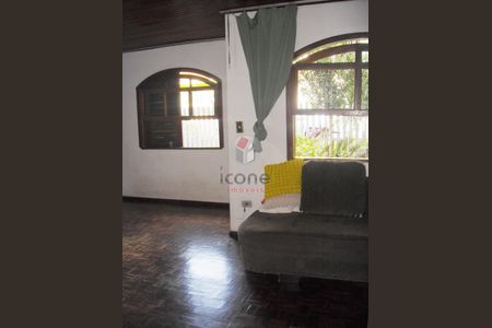 14_photo/94dce30e13.9d8fed69801cdea0-ATLAS-fb514b0c-463b-4d56-91ca-58f6c60d773c.jpg de casa à venda com 7 quartos, 230m² em Portão, Curitiba