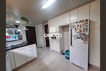 13_photo/94dce30e27.19e03aecb237846c-ATLAS-a92ec71c-6d60-4d13-bf60-d07e14c3f54b.jpg de casa à venda com 4 quartos, 307m² em Portão, Curitiba