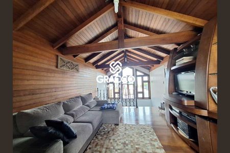 36_photo/94dce30e27.19e03aecb237846c-ATLAS-d2dc7112-f03d-4e5a-93ae-98d00a488182.jpg de casa à venda com 4 quartos, 307m² em Portão, Curitiba