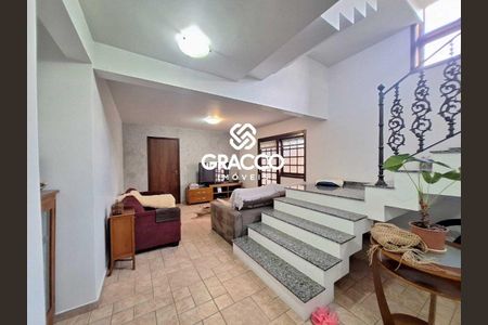 11_photo/94dce30e27.19e03aecb237846c-ATLAS-ec0601ec-a8d9-4e64-8e97-c24203ee1117.jpg de casa à venda com 4 quartos, 307m² em Portão, Curitiba