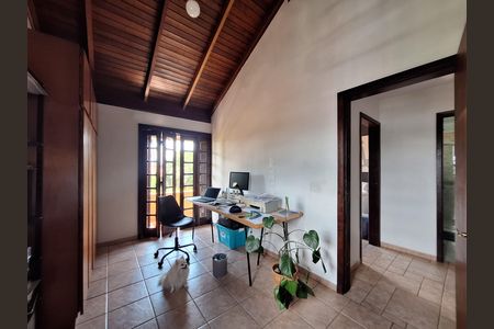 42_photo/94dce30e27.19e03aecb237846c-ATLAS-ff7c07d8-6caa-492d-bb4b-dfb1df8f1fc4.jpg de casa à venda com 4 quartos, 307m² em Portão, Curitiba