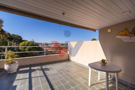 7_photo/94dce30ec3.f17d4b1c7f9cb62f-ATLAS-c70d4292-a014-4b89-bd3a-d2baf49e14c4.jpg de casa à venda com 3 quartos, 129m² em Portão, Curitiba