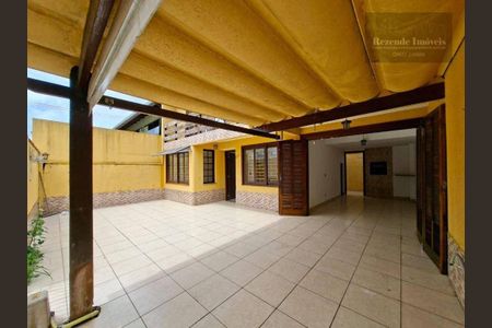 5_photo/94dce30f47.e55d5649294f0132-ATLAS-baf6aa4f-efdc-499c-8b01-c0ce6a8641d9.jpg de casa à venda com 3 quartos, 170m² em Portão, Curitiba