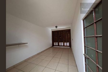 18_photo/94dce30f47.e55d5649294f0132-ATLAS-ee2d2400-2009-4270-a0e8-b85db75f0224.jpg de casa à venda com 3 quartos, 170m² em Portão, Curitiba
