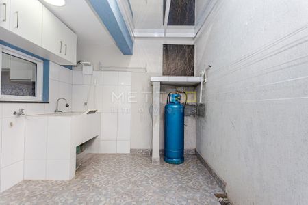 21_photo/94dce30f79.c38e3c988887c5f2-ATLAS-094b1e8c-5862-4d2e-8c5e-001da4109daa.jpg de casa à venda com 3 quartos, 128m² em Portão, Curitiba
