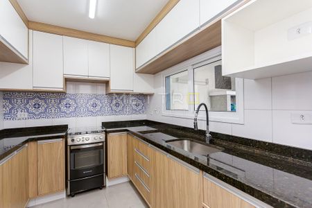 13_photo/94dce30f79.c38e3c988887c5f2-ATLAS-bdaea77b-76ad-4b87-acf6-6dee8cb9b575.jpg de casa à venda com 3 quartos, 128m² em Portão, Curitiba