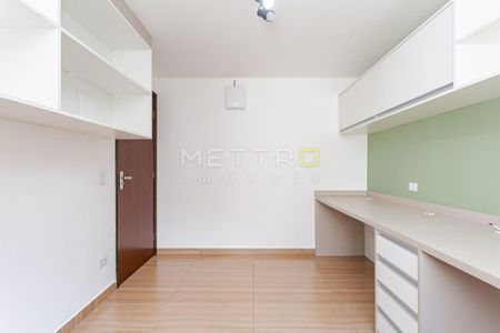 33_photo/94dce30f79.c38e3c988887c5f2-ATLAS-dcc0bb71-7bf4-425a-9831-7fd5d6dd9aa1.jpg de casa à venda com 3 quartos, 128m² em Portão, Curitiba