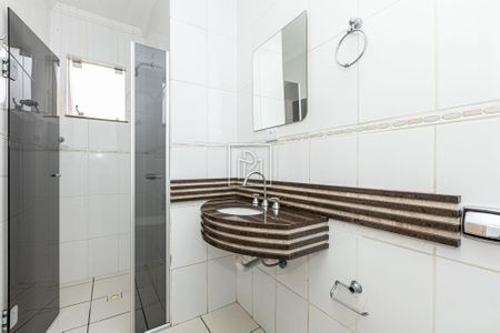 26_photo/94dce310a3.01481732dda3303a-ATLAS-77479fa9-6206-4b9e-8e31-0cf0f7d6aa1b.jpg de casa à venda com 4 quartos, 190m² em Fazendinha, Curitiba