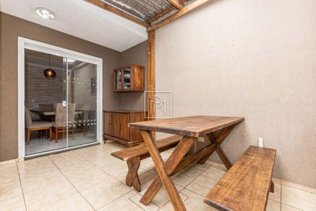 13_photo/94dce310a3.01481732dda3303a-ATLAS-8d4a0d76-932b-41e8-bfc5-5dff73f40f0e.jpg de casa à venda com 4 quartos, 190m² em Fazendinha, Curitiba