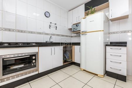 7_photo/94dce310a3.01481732dda3303a-ATLAS-c118e033-d570-4cc1-b5c1-ce6ef2d8e008.jpg de casa à venda com 4 quartos, 190m² em Fazendinha, Curitiba