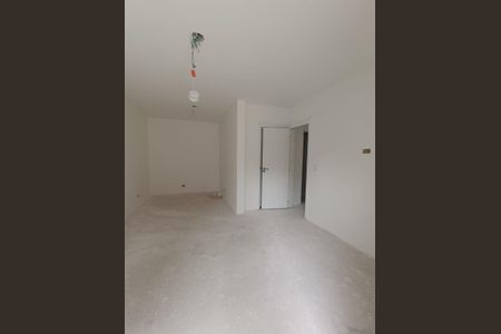 8_photo/94dce310cf.0f81dd1a9a4f6ffb-ATLAS-1a26ca40-5ff0-4b67-85da-52eada7a397a.jpg de casa à venda com 3 quartos, 120m² em Fazendinha, Curitiba