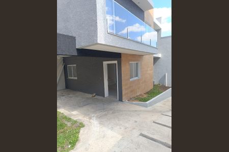 39_photo/94dce310cf.0f81dd1a9a4f6ffb-ATLAS-d84f6e15-b27f-4b16-b87b-29ddef0cda3f.jpg de casa à venda com 3 quartos, 120m² em Fazendinha, Curitiba