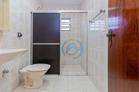 27_photo/94dce310f1.9e0f63e34932a427-ATLAS-d41b9fda-7e5c-4d48-a072-5eac7cd37263.jpg de casa à venda com 3 quartos, 226m² em Portão, Curitiba