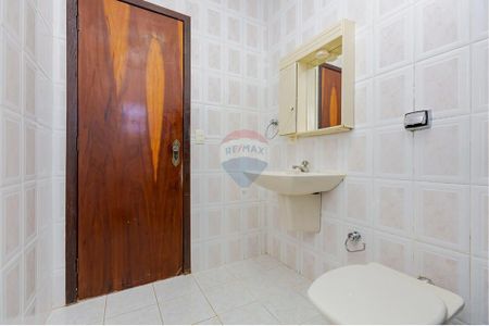 35_photo/94dce310f3.565d65a6458b6ca1-ATLAS-003c88ed-9d1b-46fd-88c4-a7457123eae1.jpg de casa à venda com 3 quartos, 226m² em Portão, Curitiba