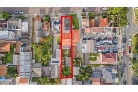 6_photo/94dce310f3.565d65a6458b6ca1-ATLAS-c4decce0-1dfa-4592-af09-214a28c02e86.jpg de casa à venda com 3 quartos, 226m² em Portão, Curitiba