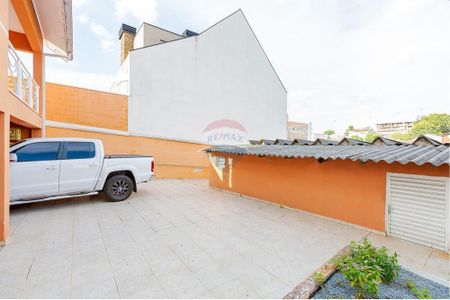 7_photo/94dce310f3.565d65a6458b6ca1-ATLAS-e168b767-a80e-4602-adbc-81133f3d3af5.jpg de casa à venda com 3 quartos, 226m² em Portão, Curitiba