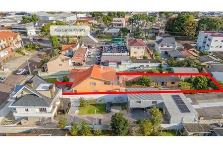 3_photo/94dce310f3.565d65a6458b6ca1-ATLAS-e8c08531-1107-40eb-9be9-75bb43c99d81.jpg de casa à venda com 3 quartos, 226m² em Portão, Curitiba