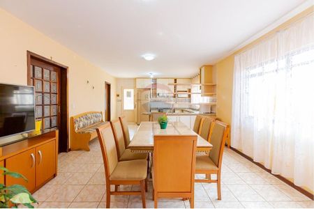 33_photo/94dce310f3.565d65a6458b6ca1-ATLAS-ec6a2a34-9f1b-4c37-be33-127b2579ea72.jpg de casa à venda com 3 quartos, 226m² em Portão, Curitiba