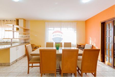 29_photo/94dce310f3.565d65a6458b6ca1-ATLAS-eeb606fa-c1f6-4e49-b38b-b269023e679d.jpg de casa à venda com 3 quartos, 226m² em Portão, Curitiba