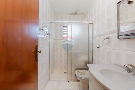 36_photo/94dce310f3.565d65a6458b6ca1-ATLAS-ef55134a-90f3-4408-b04d-ff4010655e8a.jpg de casa à venda com 3 quartos, 226m² em Portão, Curitiba