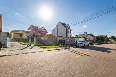 2_photo/94dce310f3.8a706a3c1c8a5b40-ATLAS-2f560cbf-fd53-4ad3-9048-3a07f64096a7.jpg de casa à venda com 3 quartos, 160m² em Portão, Curitiba