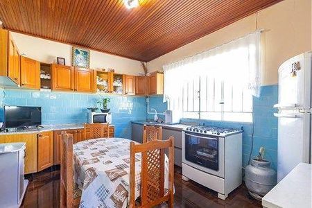 27_photo/94dce310f3.8a706a3c1c8a5b40-ATLAS-38a59a12-404d-4e1a-8d9a-2051e83b1ed8.jpg de casa à venda com 3 quartos, 160m² em Portão, Curitiba