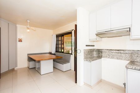 18_photo/94dce31179.04c16ff0d284adb7-ATLAS-6c8d3f1a-9cab-4f56-b2d8-1aa44e545d83.jpg de casa à venda com 4 quartos, 256m² em Portão, Curitiba