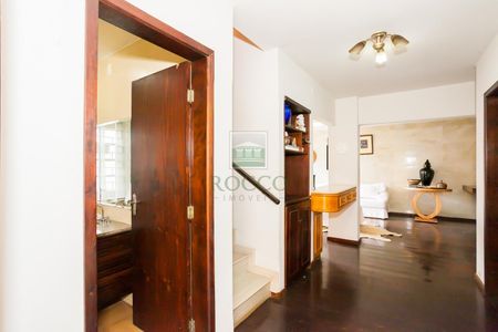 9_photo/94dce31179.04c16ff0d284adb7-ATLAS-d09012af-0bde-4c35-9f70-a02441c47b8d.jpg de casa à venda com 4 quartos, 256m² em Portão, Curitiba