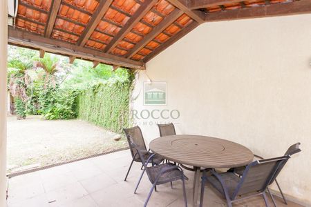 7_photo/94dce31179.04c16ff0d284adb7-ATLAS-e145a54f-1257-442b-84ea-2eae778cb443.jpg de casa à venda com 4 quartos, 256m² em Portão, Curitiba