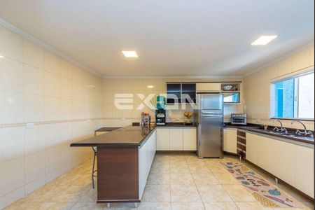 10_photo/94dce311b3.18d35e9b3b089d06-ATLAS-cf58536c-b805-4554-aadb-43da756852a1.jpg de casa à venda com 3 quartos, 281m² em Portão, Curitiba